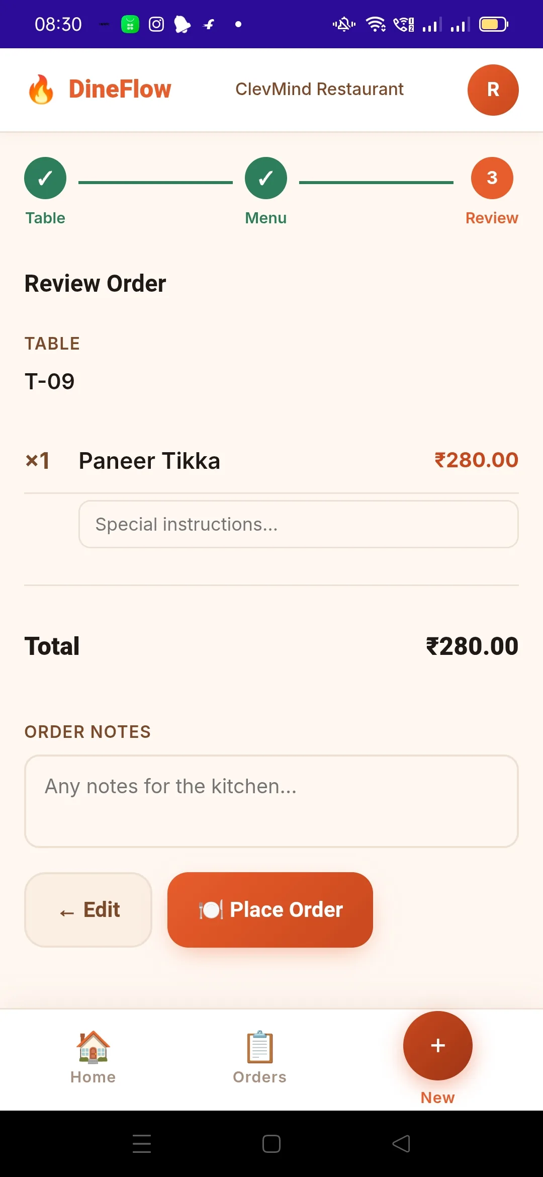 DineFlow mobile app order review screen before placing an order